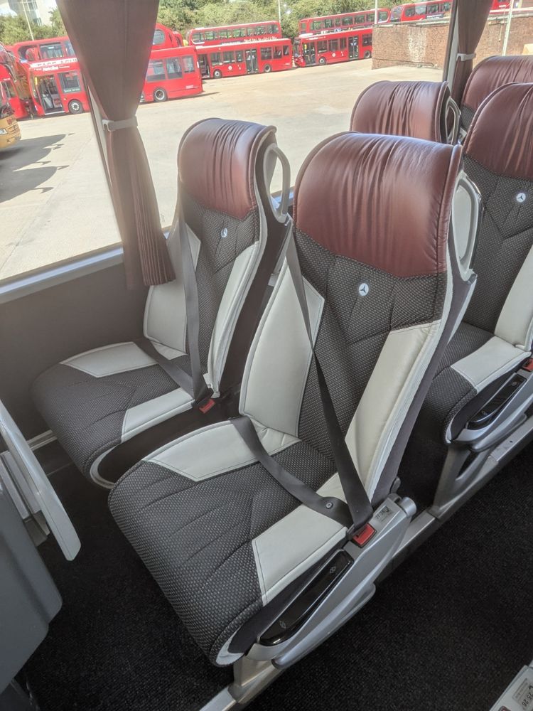 2015 (15) Mercedes Benz Tourismo M - Image 6