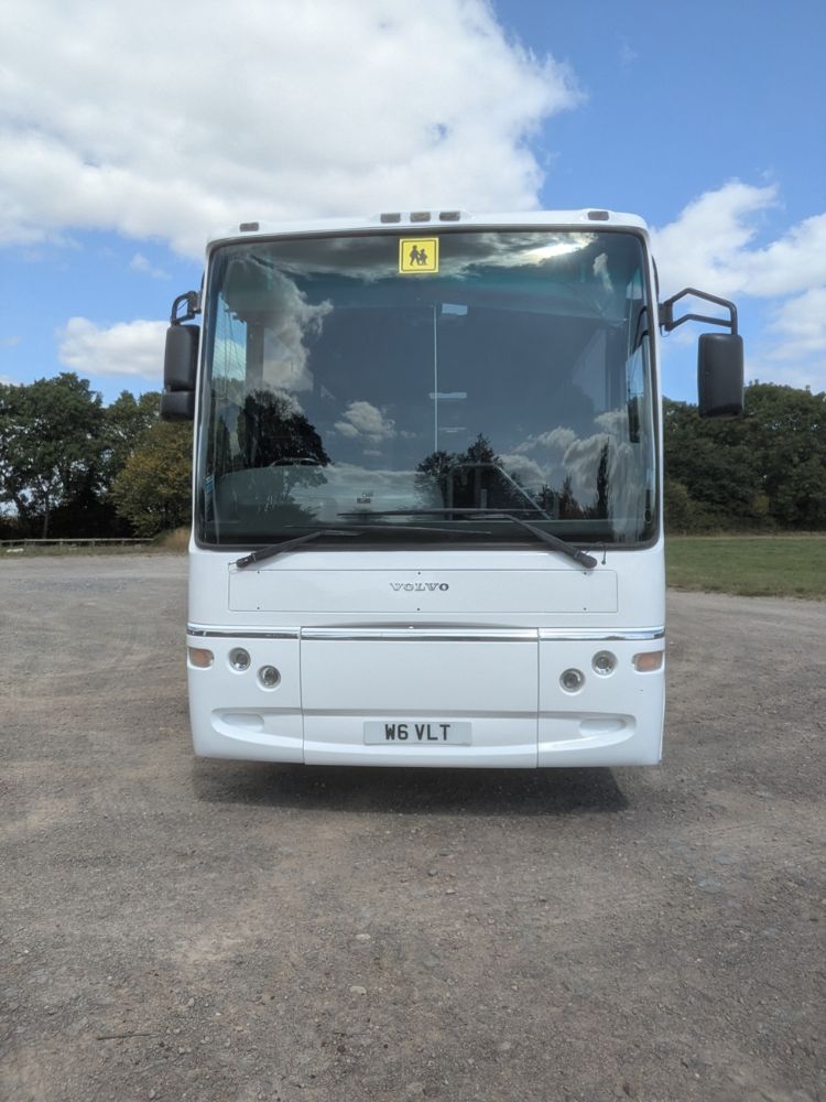 2007 (57) Volvo B7R Plaxton Profile - Image 1
