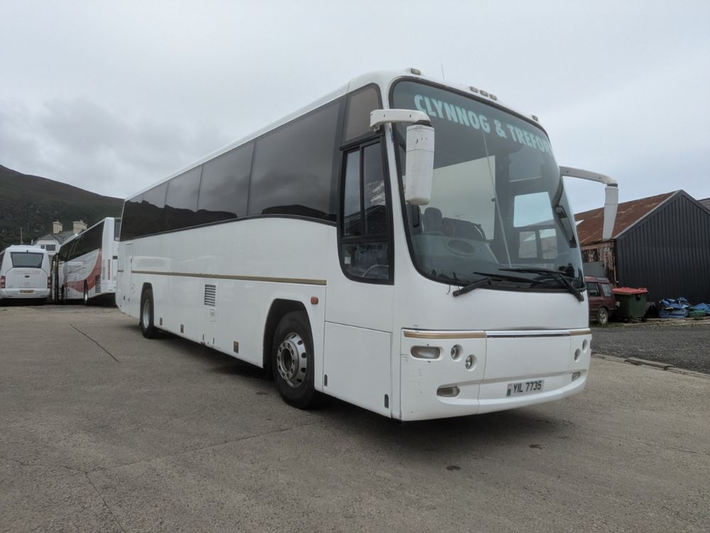 2003 (03) Volvo B12M Plaxton Panther - Image 2