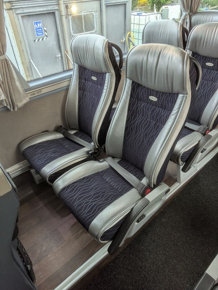 2015 (15) Neoplan P11 Starliner II - Image 6