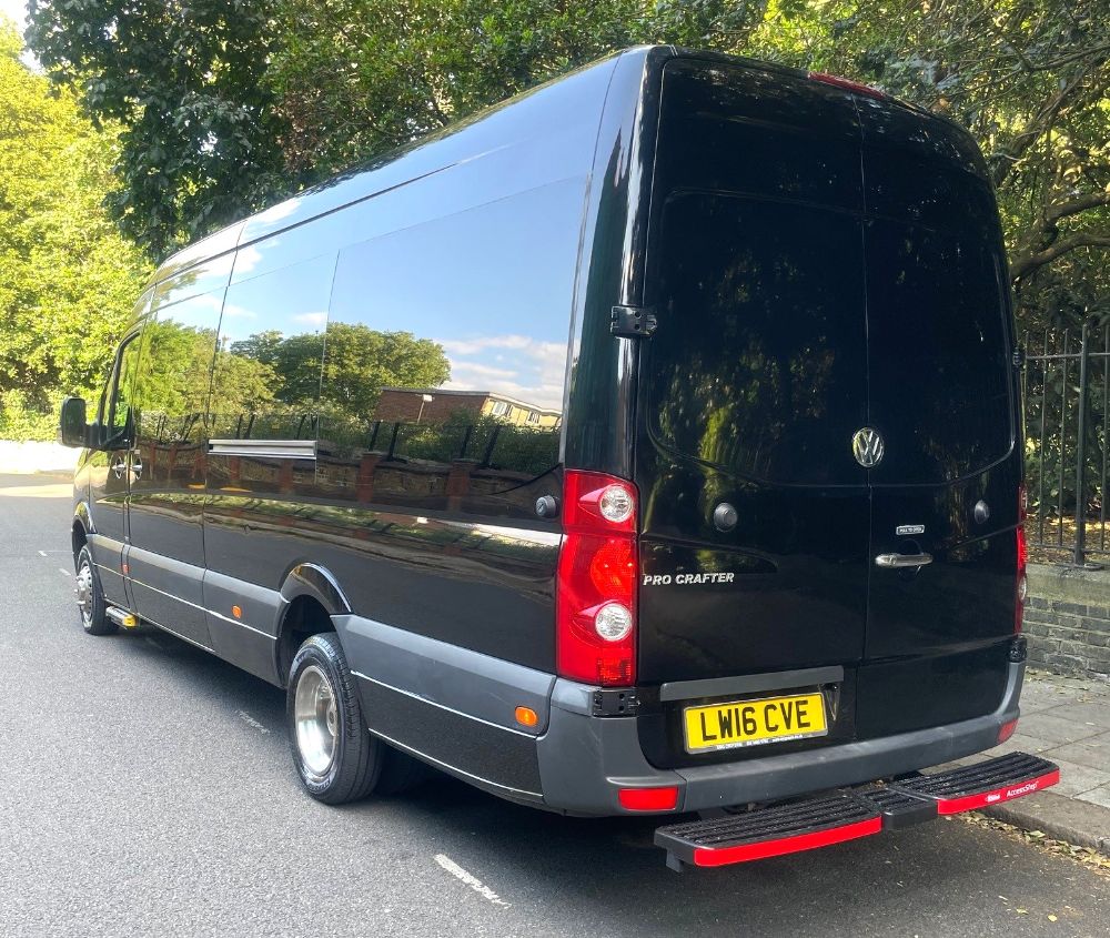 Volkswagen Crafter - Image 3