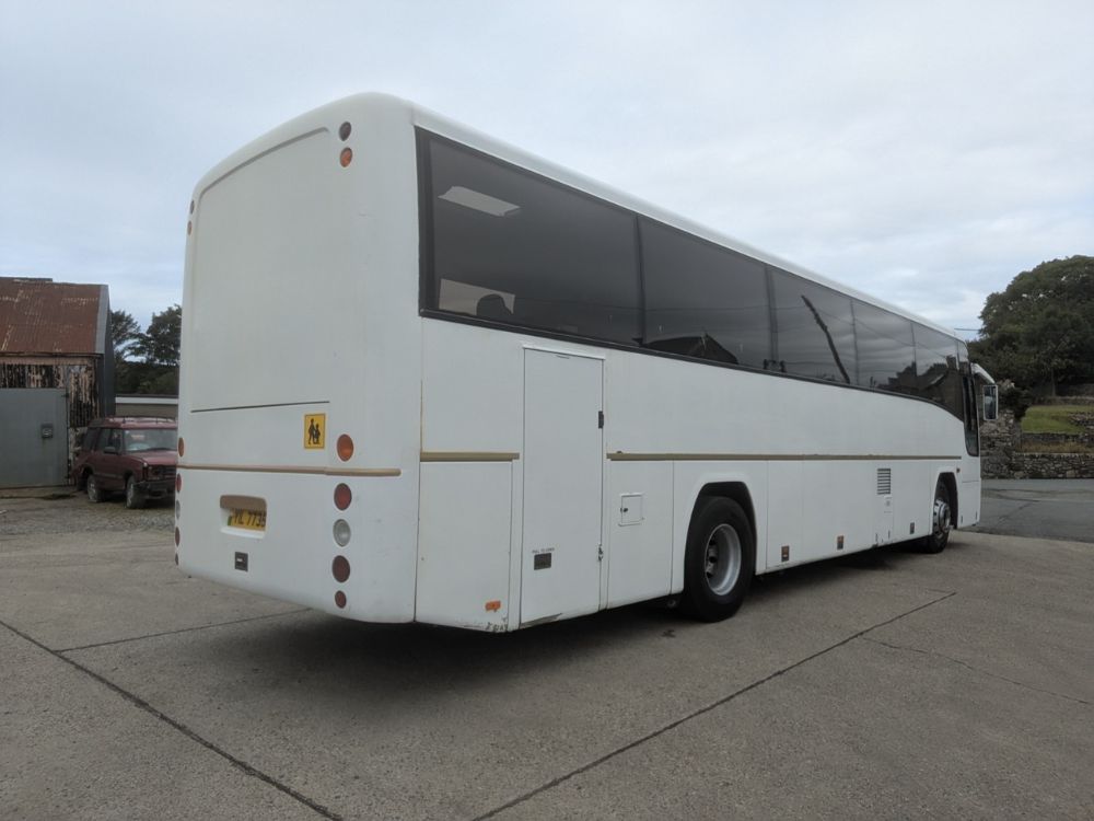 2003 (03) Volvo B12M Plaxton Panther - Image 3