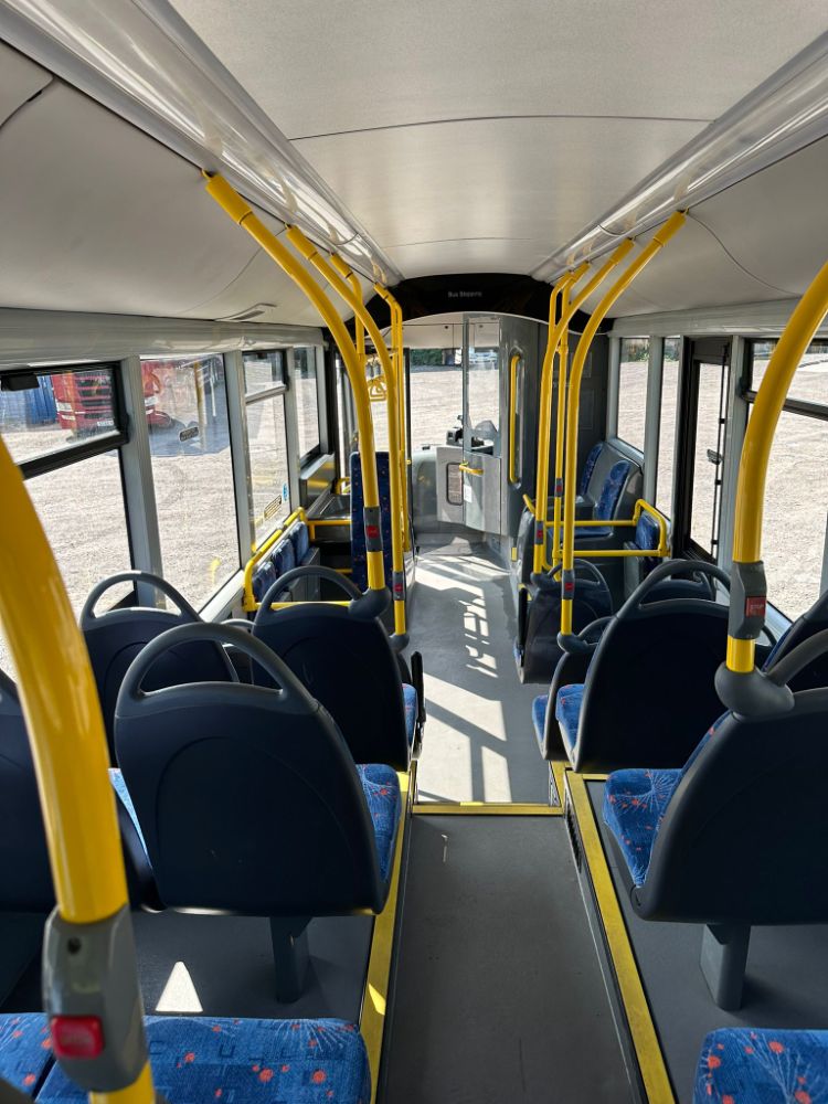 2018 (18) ADL Enviro 200 8.9m. 29 seats. Euro 6. - Image 3
