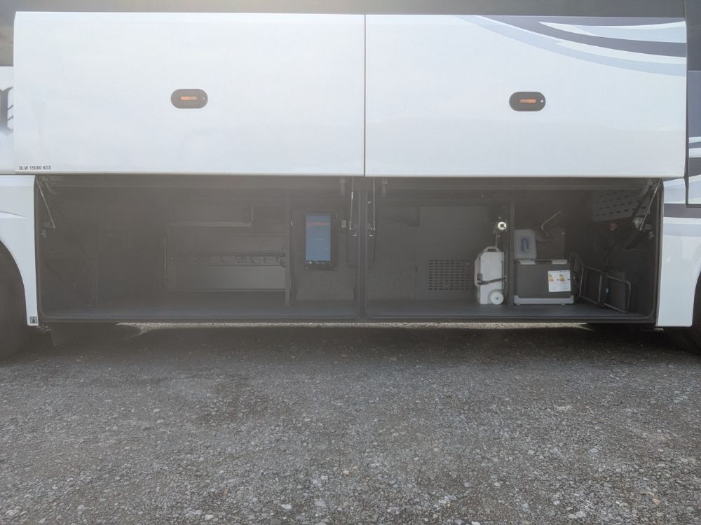 2002 (72) Neoplan P20 Tourlliner  II - Image 4