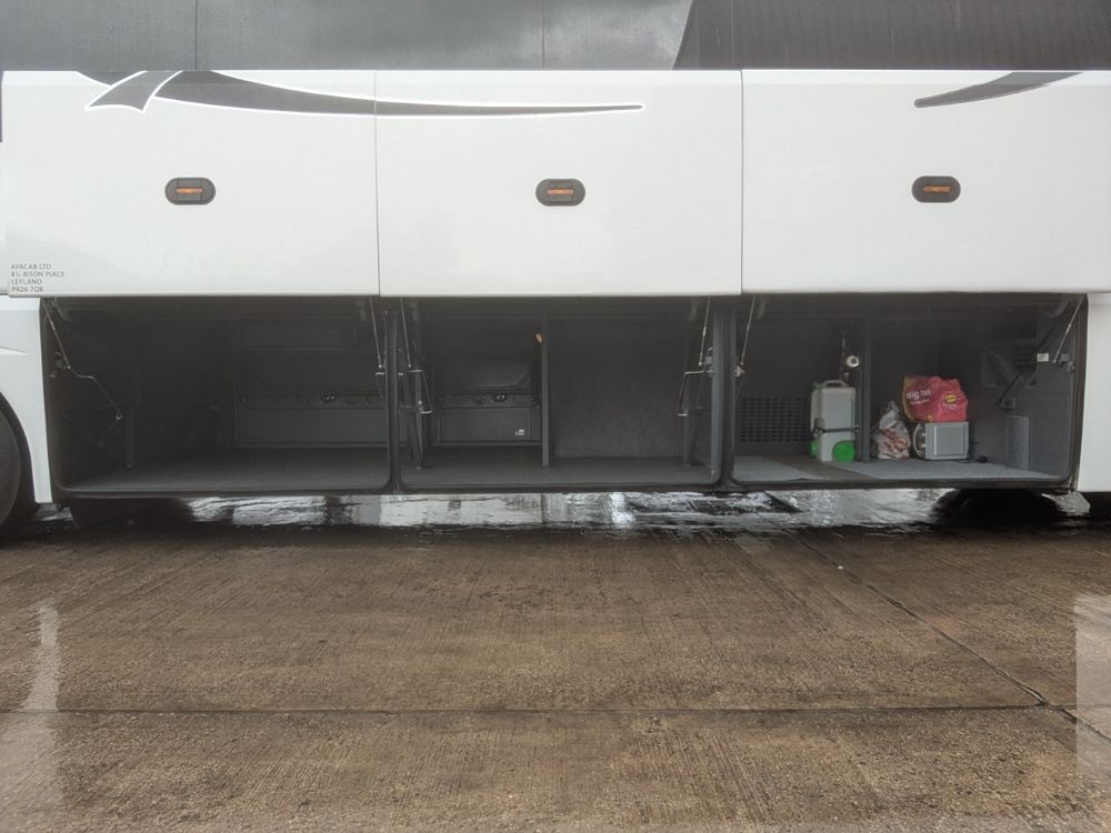 2018 (18) Neoplan P10 Tourlliner II - Image 4