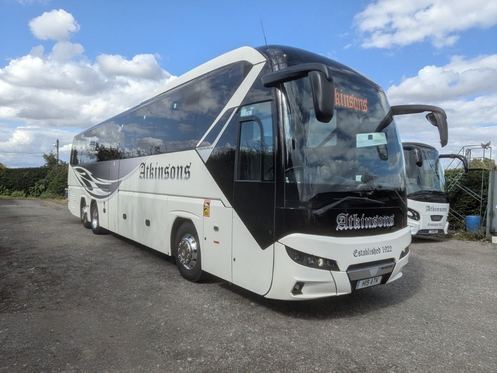 2002 (72) Neoplan P20 Tourlliner  II - Image 1
