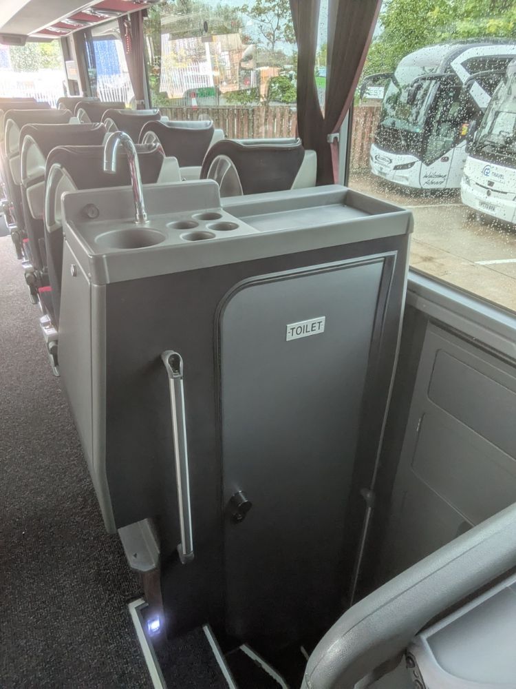 2018 (18) Mercedes Benz Tourismo - Image 7